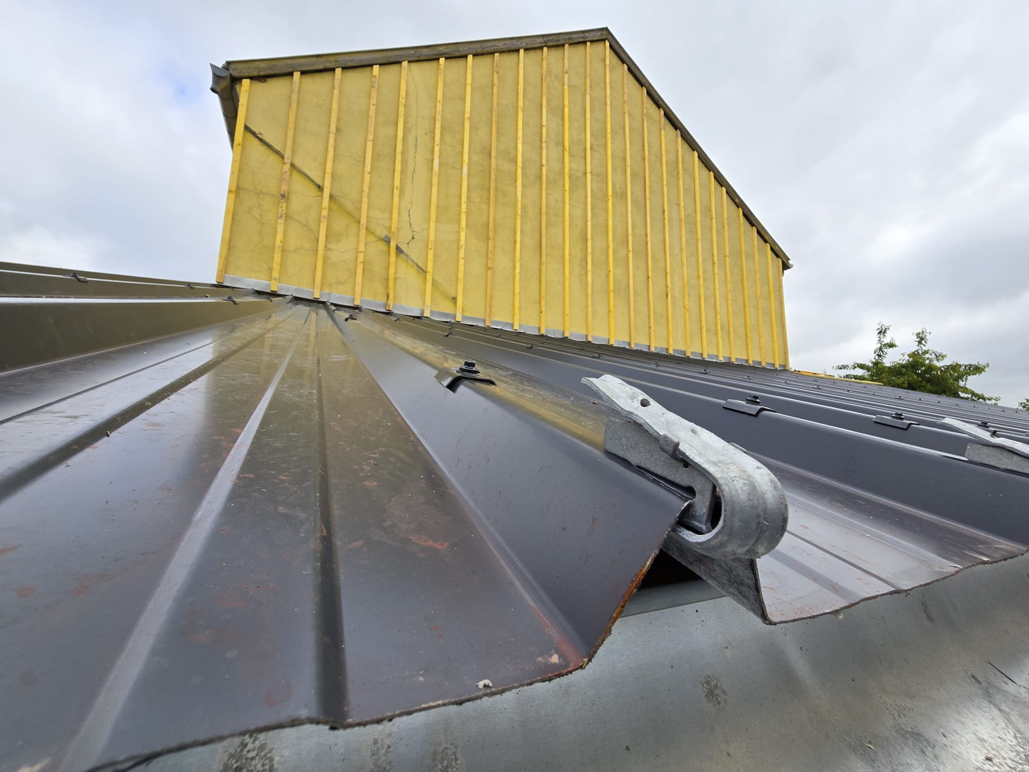 Détail fixation bac acier